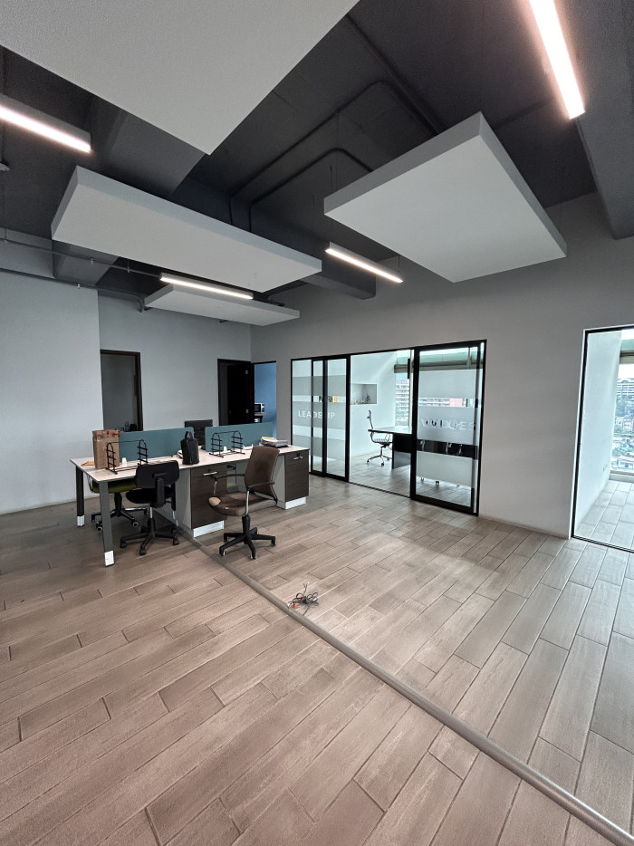 Oficina Amplia En Renta En Zona 10