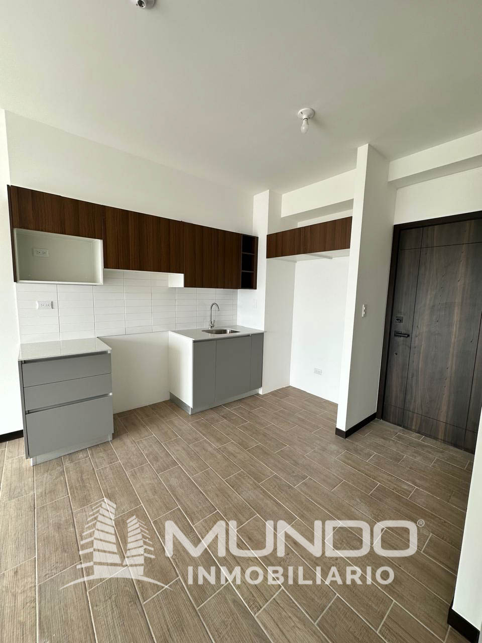 Apartamento En Renta En Colonia Toledo Zona 7 - Miniatura 2